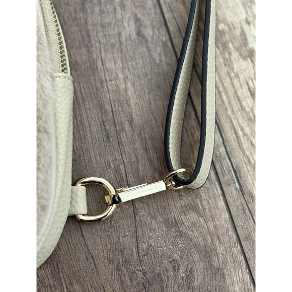 Anthropologie Mali + Lili Gwen Faux Fur Woven Sling/Crossbody Bag Tan/Beige NWT - Picture 6 of 16